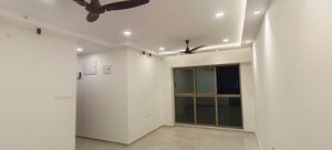 Room in 2 BHK Apartment at Sheth Auris Bliss, Malad West – for Rent