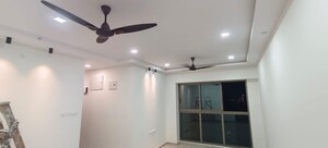Room in 2 BHK Apartment at Sheth Auris Bliss, Malad West – for Rent