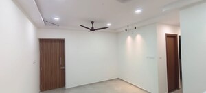Room in 2 BHK Apartment at Sheth Auris Bliss, Malad West – for Rent