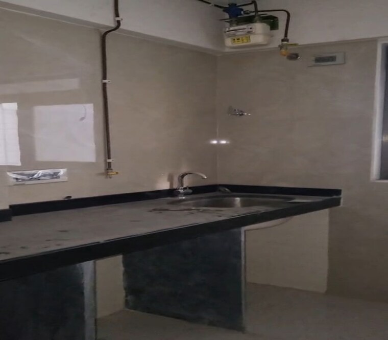 Kitchen, dadar east 1 Bedroom 500 Sq.Ft. Apartment In Dadar East Mumbai 10580142