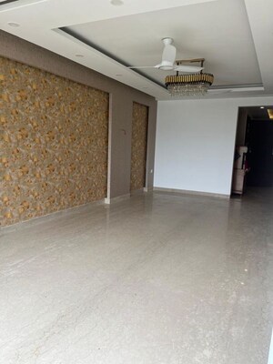 Room in 3 BHK Apartment at Sector 19 Dwarka – for Rent