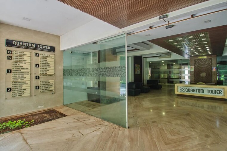  Parking, matoshree-quantum-tower Commercial Office Space 810 Sq.Ft. In Malad West Mumbai 10580164