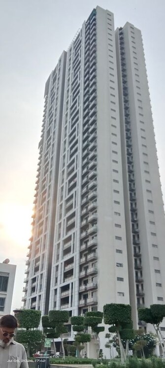 4 BHK + Servant Room Apartment For Rent in Tata Primanti-Executive Apartments in Sector 72, Gurgaon