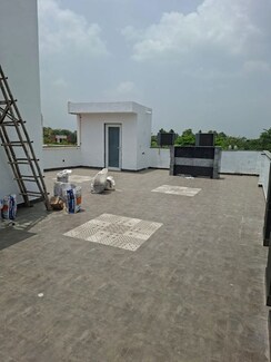 3 BHK + Prayer Room,Study Room,Extra Room,Store Room Builder Floor For Sale in Shivalik Colony