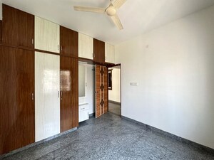 Room in 2 BHK Builder Floor at Hsr Layout – for Rent