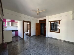 Room in 2 BHK Builder Floor at Hsr Layout – for Rent