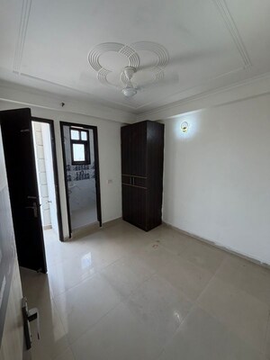 Room in 2 BHK Builder Floor at Mehrauli – for Sale