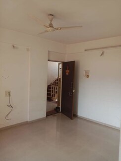 2 BHK Apartment For Rent in Bora Ville