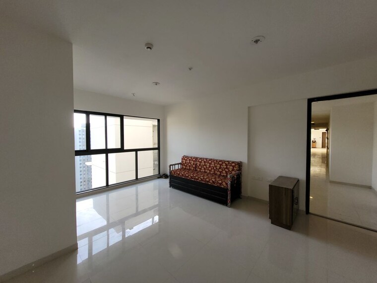 Living Room, lodha-splendora 2 Bedroom 707 Sq.Ft. Apartment In Ghodbunder Road Thane 10580162