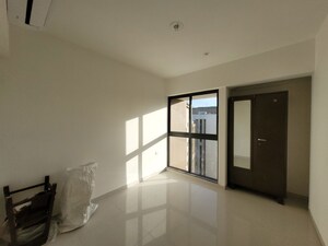 Room in 2 BHK Apartment at Lodha Splendora, Ghodbunder Road – for Rent