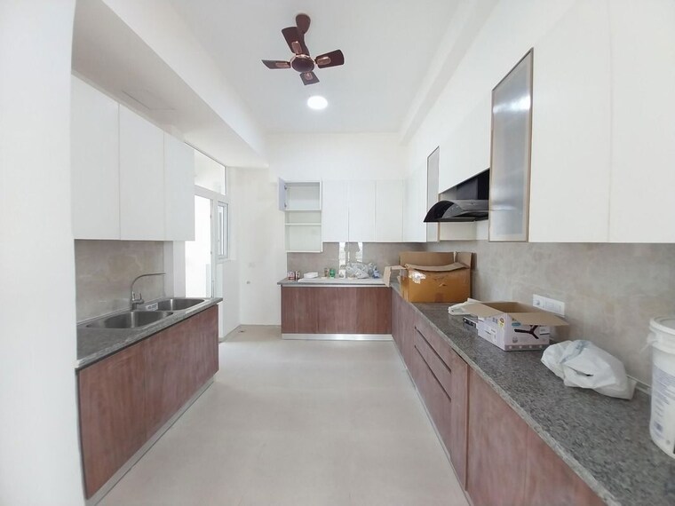Kitchen, krisumi-waterside-residences 3 Bedroom 2580 Sq.Ft. Apartment In Sector 36a Gurgaon 10580208