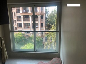 Room in 1 BHK Apartment at Bandra West – for Rent
