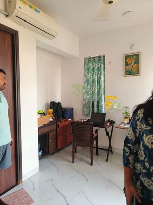 1.5 BHK Apartment For Rent in Sheth Zuri, Laxmi Nagar