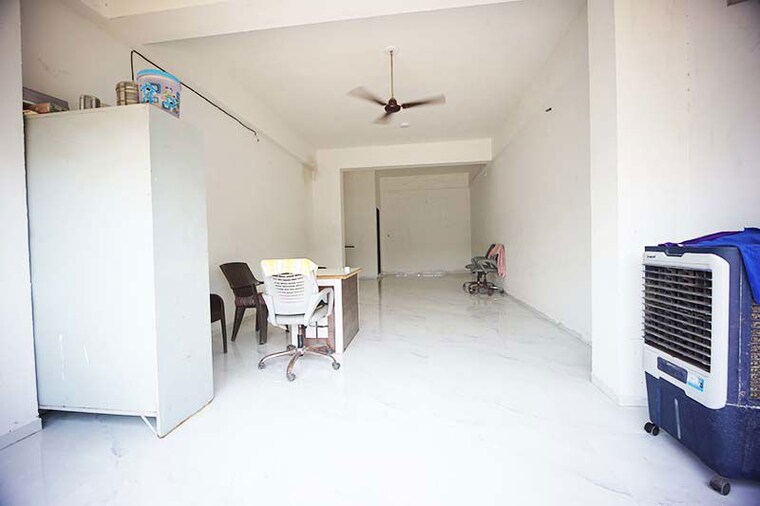 Team Area, nana chiloda Commercial Shop 951 Sq.Ft. In Nana Chiloda Ahmedabad 10580226