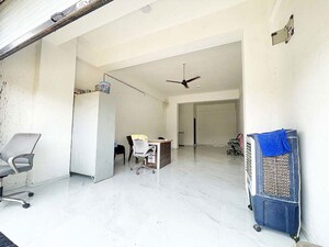 Team Area in  Shop at Nana Chiloda – for Sale