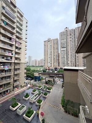 4 BHK Apartment For Rent in Elite Golf Green, Sector 79