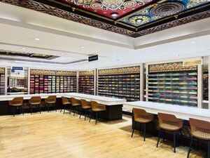  Shop For Rent in Rs Puram