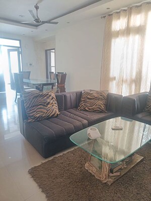 Living Room in 2 BHK Apartment at Vip Road – for Rent