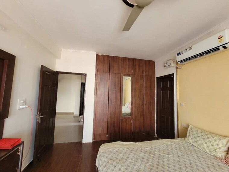 Room, vip road 2 Bedroom 1550 Sq.Ft. Apartment In Vip Road Zirakpur 10580244