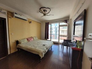 Bedroom in 2 BHK Apartment at Vip Road – for Rent