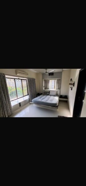 Bedroom in 4 BHK Apartment at Farm Manor, Kandivali West – for Rent