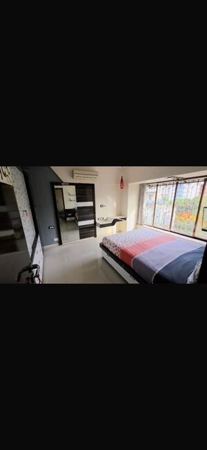 Bedroom in 4 BHK Apartment at Farm Manor, Kandivali West – for Rent