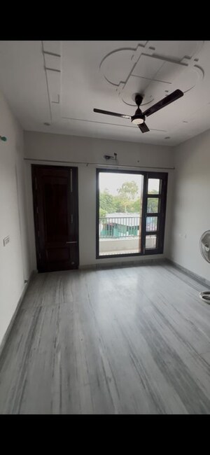 1 BHK Builder Floor For Rent in Aerocity