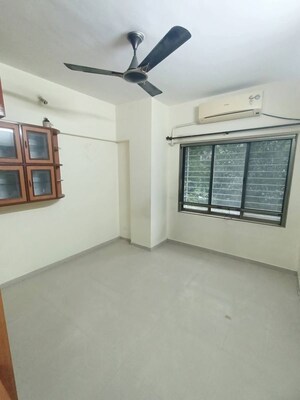 2 BHK Apartment For Rent in Lodha Crown Kolshet, Kolshet Road