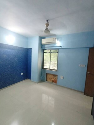 Room in 2 BHK Apartment at Lodha Crown Kolshet, Kolshet Road – for Rent