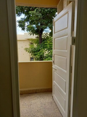 Balcony in 1 BHK Apartment at Bandra West – for Rent