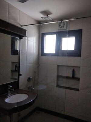 Bathroom in 4 BHK Builder Floor at Safdarjung Enclave – for Rent