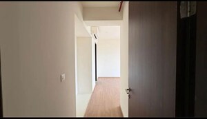 Room in 2 BHK Apartment at Embassy One Thane, Panch Pakhadi – for Sale