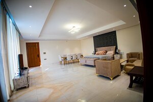 Living Room in 6 BHK Independent House at Dera – for Sale