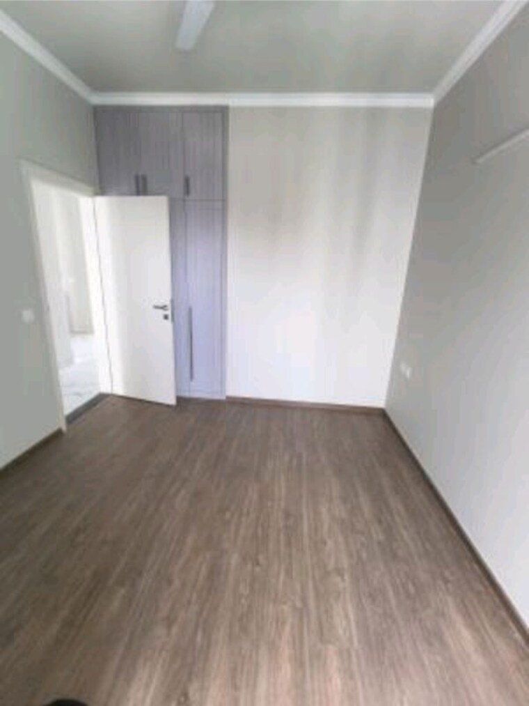 Room, central-park-flower-valley 3 Bedroom 1500 Sq.Ft. Apartment In Sohna Sector 33 Gurgaon 10580263