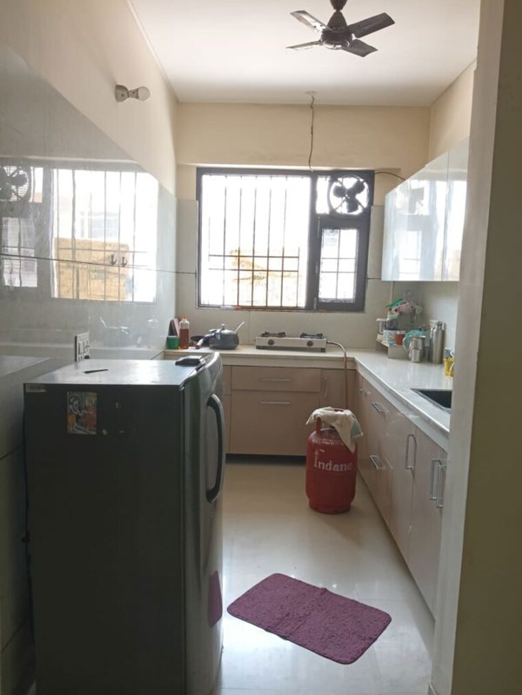 Kitchen, guru-nanak-enclave 3 Bedroom 1100 Sq.Ft. Builder Floor In Dhakoli Zirakpur 10580272