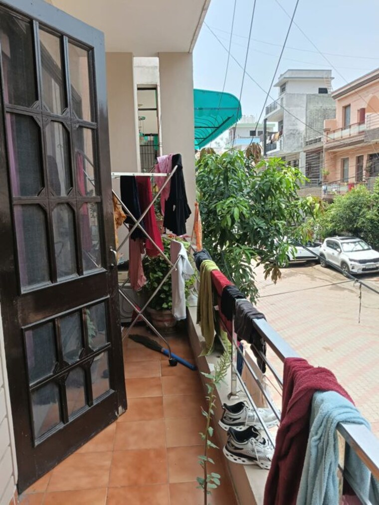 Gym, guru-nanak-enclave 3 Bedroom 1100 Sq.Ft. Builder Floor In Dhakoli Zirakpur 10580272