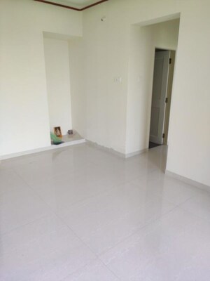 Room in 2 BHK Apartment at One Hiranandani Park, Ghodbunder Road – for Rent