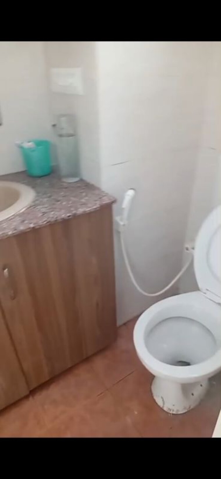Bathroom, sector 47 1 RK 550 Sq.Ft. Apartment In Sector 47 Noida 10580217