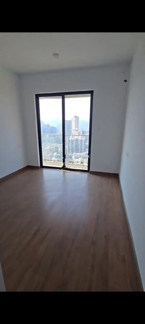 Room in 3 BHK Apartment at Risland The Icon, Dhokali – for Rent