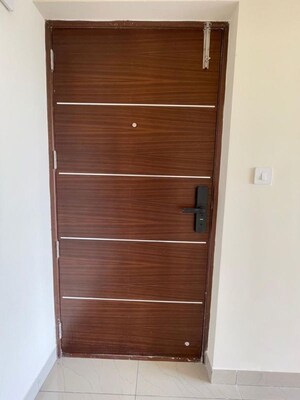 Room in 3 BHK Apartment at TVS Emerald Jardin, Singasandra – for Sale
