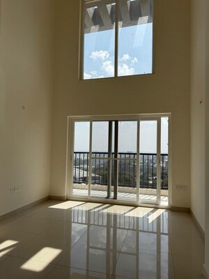 Room in 3 BHK Apartment at TVS Emerald Jardin, Singasandra – for Sale