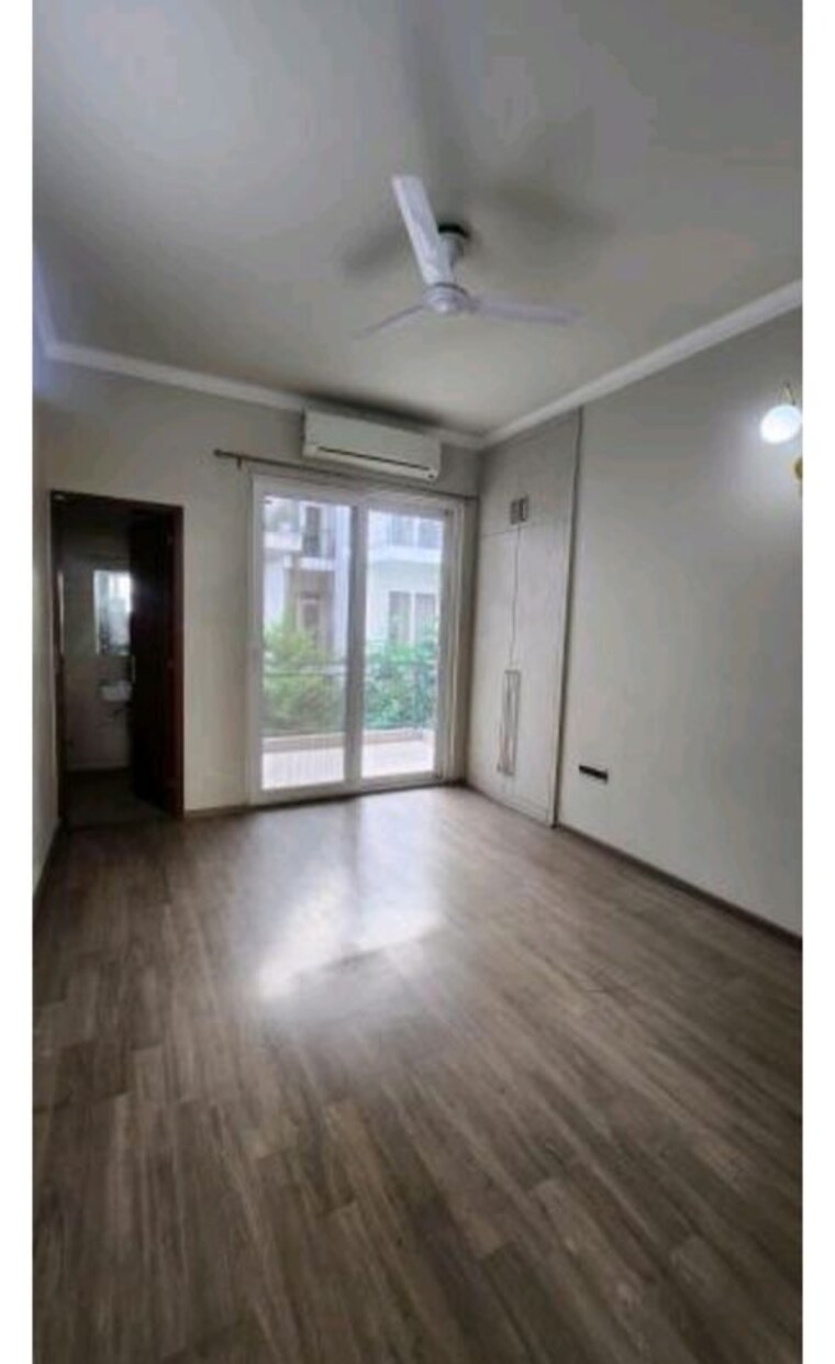 Room, central-park-flower-valley 3 Bedroom 1244 Sq.Ft. Apartment In Sohna Sector 33 Gurgaon 10580315