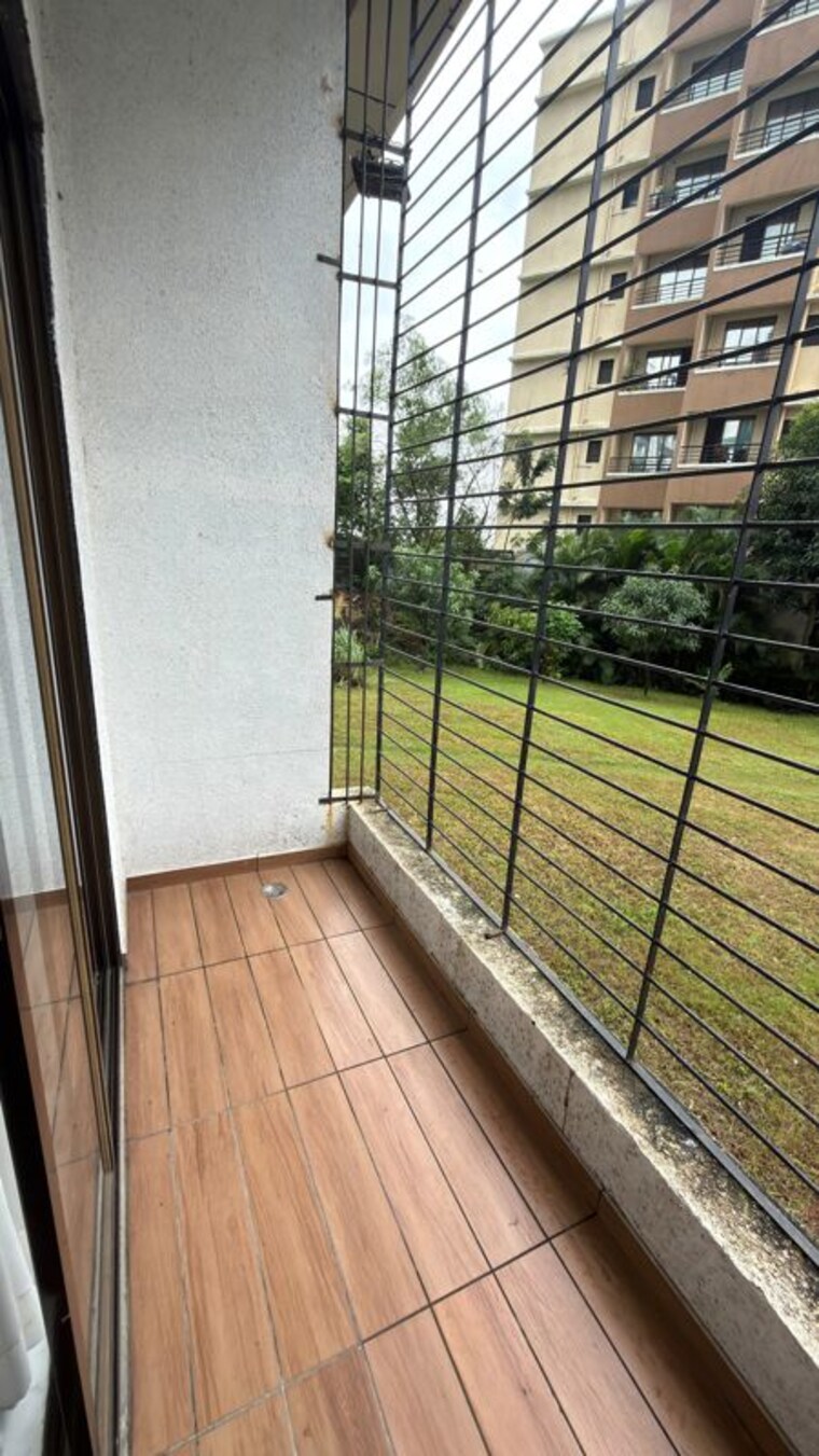 Balcony, mohan-alcoves 1 Bedroom 484 Sq.Ft. Apartment In Badlapur West Thane 10580328