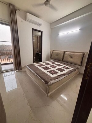 Bedroom in 3 BHK Apartment at Smart World Orchard, Sector 61 – for Rent