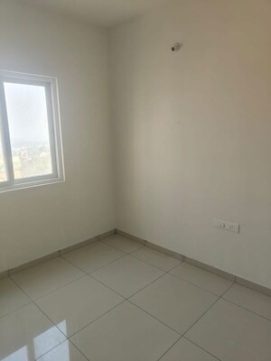 Room in 2 BHK Apartment at Shriram WYT Field, Budigere – for Sale