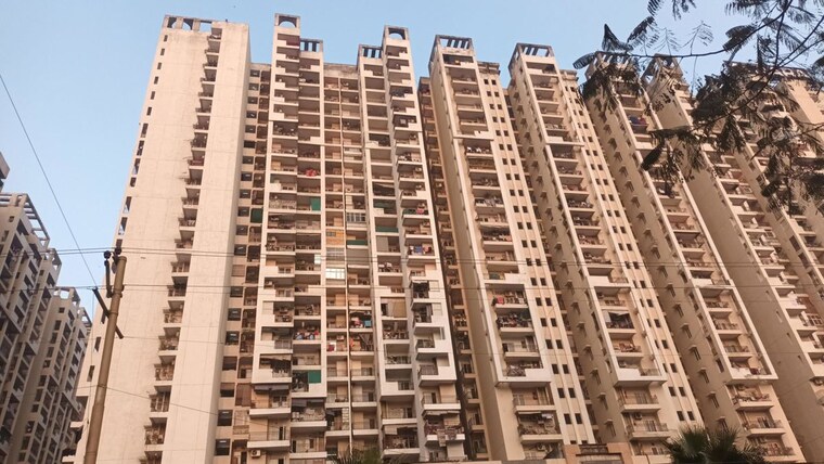 Exterior View, ajnara-le-garden 3 Bedroom 1285 Sq.Ft. Apartment In Sector 16b Greater Noida Greater Noida 10580350