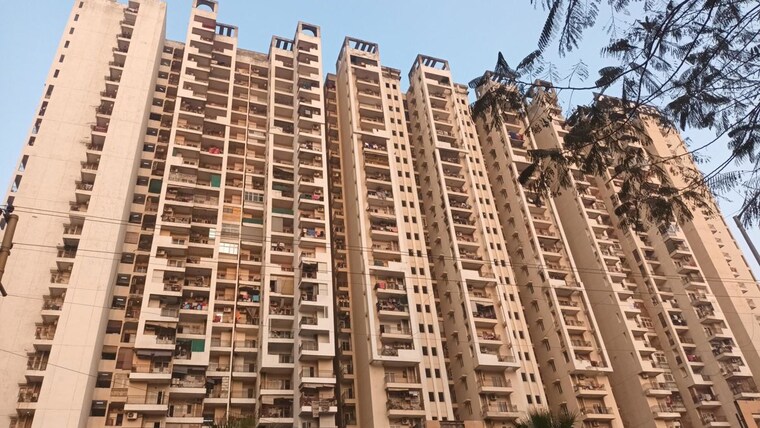 Exterior View, ajnara-le-garden 3 Bedroom 1285 Sq.Ft. Apartment In Sector 16b Greater Noida Greater Noida 10580350
