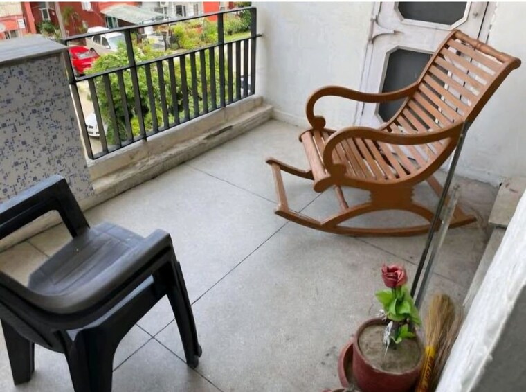 Gym, sector 43 3 Bedroom 1600 Sq.Ft. Builder Floor In Sector 43 Chandigarh 10580362
