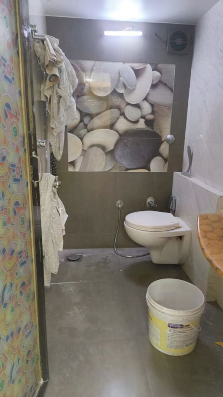 Bathroom, hiranandani-gardens-silver-oak 2 Bedroom 1050 Sq.Ft. Apartment In Powai Mumbai 10580369