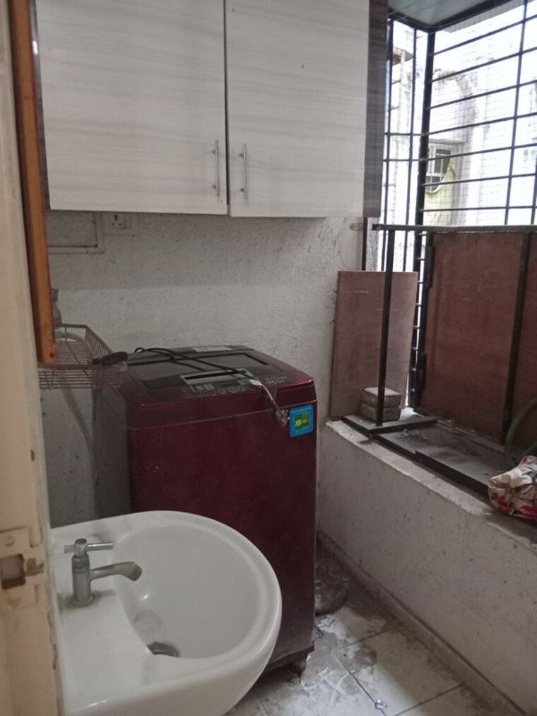 Bathroom, simpli-city 2 Bedroom 850 Sq.Ft. Apartment In Handewadi Pune 10580372